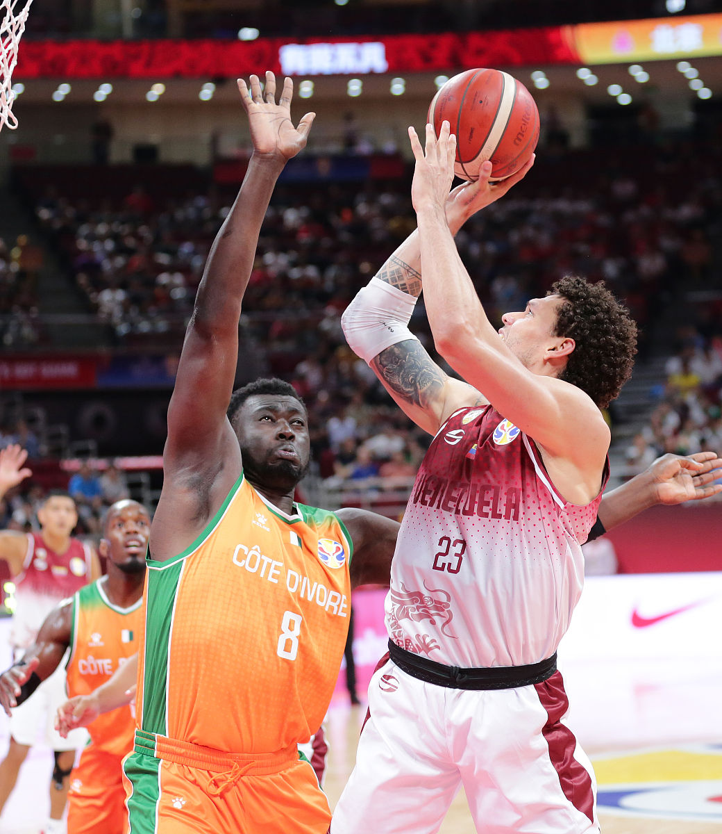 今夜NBA总决赛焦点战,萨克拉门托国王造点机会,底气十足,资深球员宣示担当的简单介绍 今夜NBA总决赛焦点战,萨克拉门托国王造点机会,底气十足,资深球员宣示担当的简单介绍