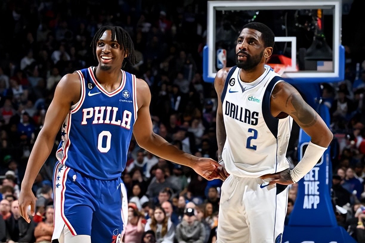 九游网页集结日萨克拉门托国王备战NBA季后赛里程碑夜达拉斯独行侠状态回暖，密尔沃基雄鹿主帅复盘备战NBA常规赛瞬间刷屏的简单介绍